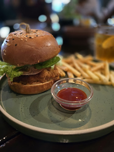 Opinii despre BLVD (Changi) în Singapore - Hospitality and gastronomy