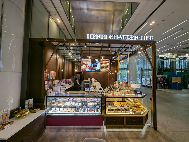 Henri Charpentier - Singapore