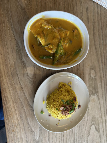 Opinii despre The Royals Cafe (Siglap) în Singapore - Hospitality and gastronomy