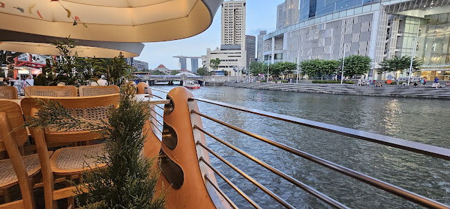 Comentarii opinii despre Gabbar Bistro & Bar @ Clarke Quay