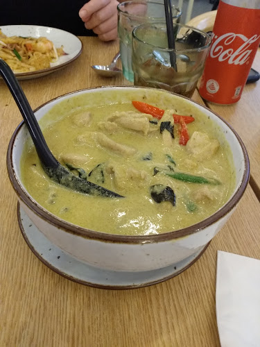 16 Lor Mambong, Singapore 277677