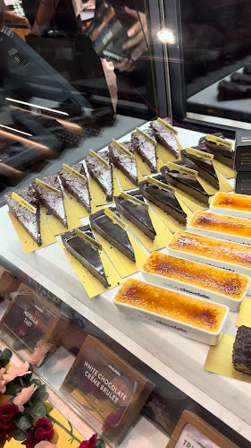 Awfully Chocolate Raffles City – Cake Shop, Bakery & Chocolate Cakes - Singapore