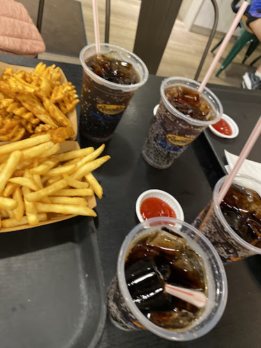 Comentarii opinii despre Arnold's Fried Chicken Hougang Branch