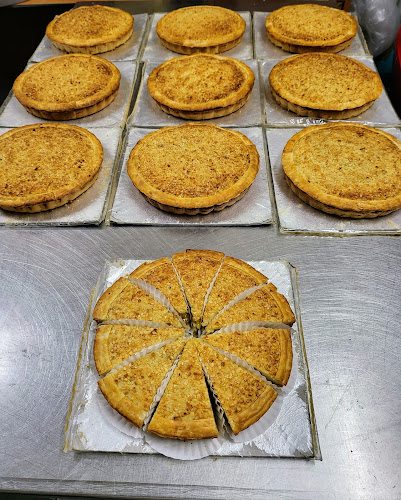 Auntie Peng Banana Pie - Singapore