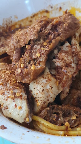 Heng Kee Curry Chicken Bee Hoon Mee - Hospitality and gastronomy