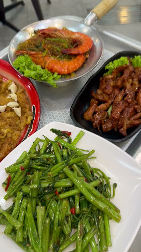 Kin Hoi (Original) Famous Thai Food