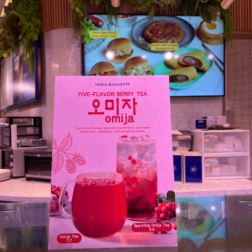 65 Airport Blvd., #01-22, Singapore 819663