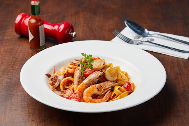 Opinii despre The Queen & Mangosteen în Singapore - Hospitality and gastronomy