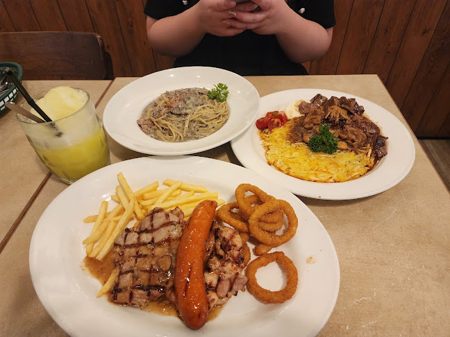 Buddy Hoagies Steak & Grill Restaurant (Bukit Timah) - Singapore