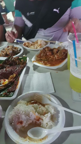 31 Heng Heng BBQ (Chilli Crab, Sambal Stingray) - Hospitality and gastronomy