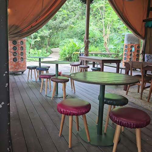 Tiong Bahru Bakery - Safari