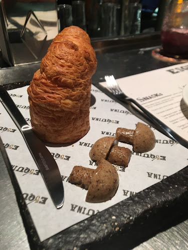 Comentarii opinii despre Esquina