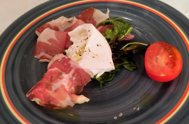 No Menu Restaurant - Hospitality and gastronomy