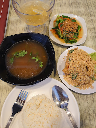 R&J Cosy Corner (aka Zi Zai) - Hospitality and gastronomy