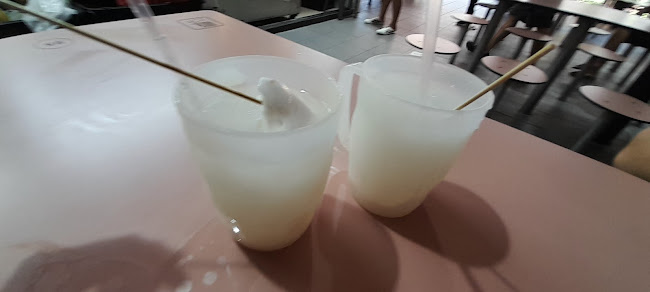 Changi Sugarcane Juice - Singapore