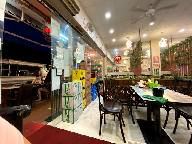 Comentarii opinii despre 满当当原碳烧烤 Man Dang Dang