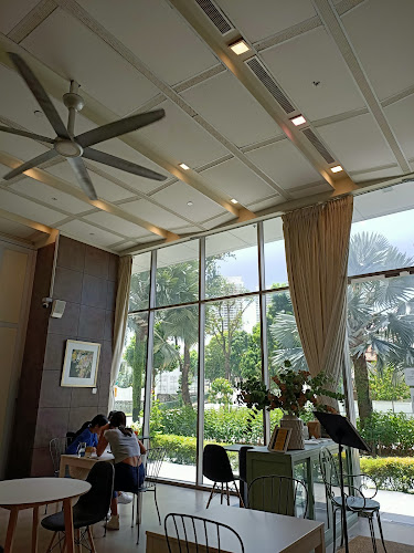 1 Pemimpin Dr, #01-02, Singapore 576151