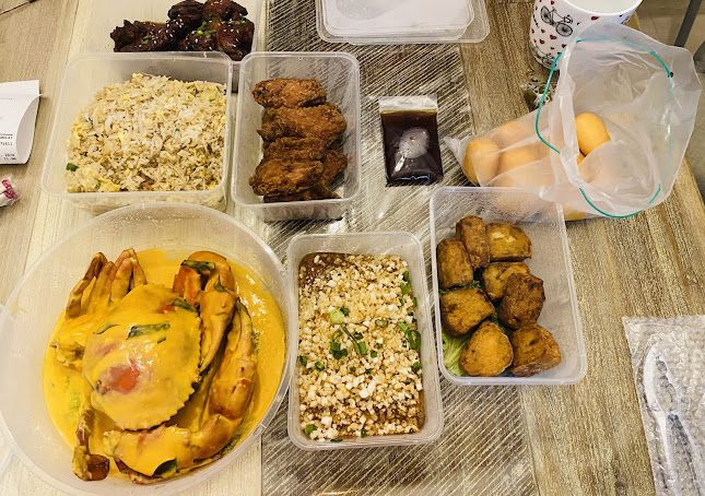 Crab Delivery Singapore by 8 Crabs - Singapore