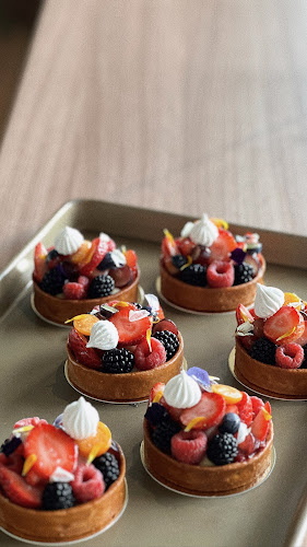 Sugar And Tease Patisserie Cafe - Singapore