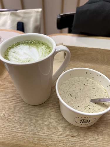 Paris Baguette @One Holland Village - Hospitality and gastronomy