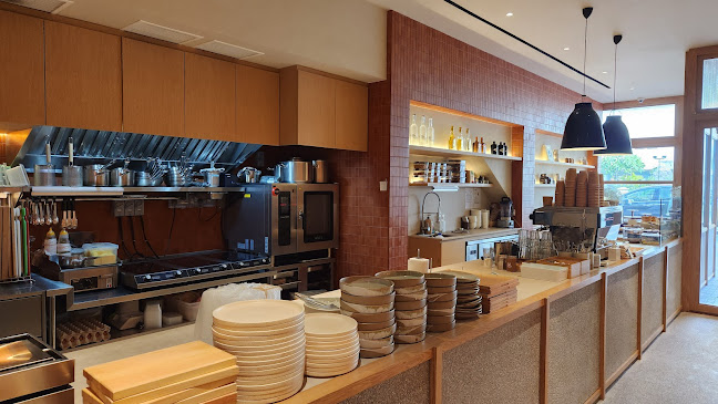 199 E Coast Rd, Singapore 428902