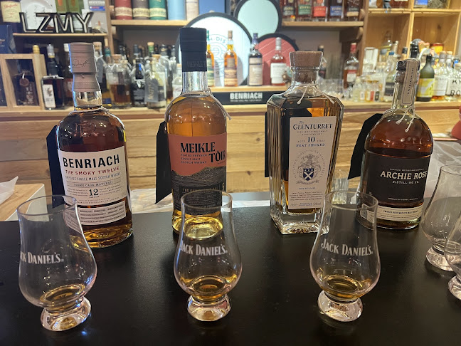 Opinii despre Merry-Go-Round în Singapore - Hospitality and gastronomy