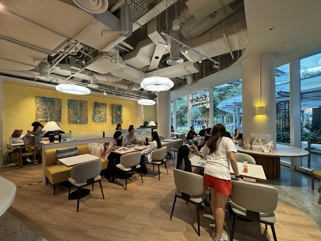 1 Vista Exchange Green, #01-18/19 The Star Vista, Singapore 138617