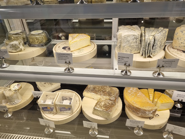 55 Upper E Coast Rd, Singapore 455215