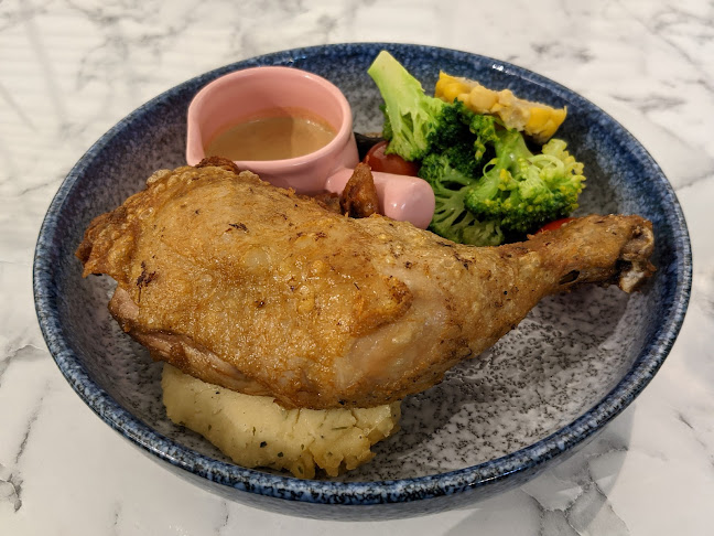 5 Bishan St 14, #03-01, Singapore 579783