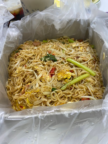 Happy Kampong Seafood - Hospitality and gastronomy