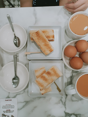 33 Sengkang W Ave, #01-07/08 The Seletar Mall, Singapore 797653