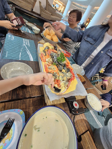 Sampanman @ Jewel Changi Airport - Hospitality and gastronomy