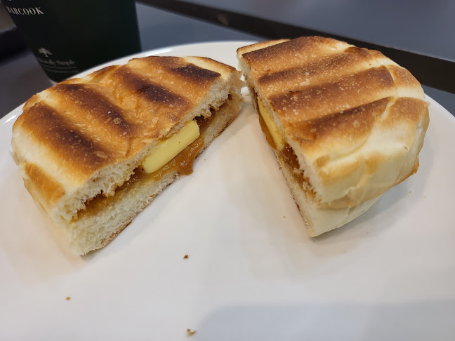 Local Coffee People International Plaza - Hospitality and gastronomy