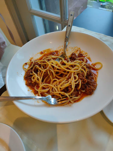 Angus Steak House - Hospitality and gastronomy