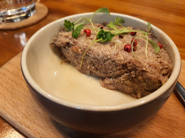 Fat Belly Steakhouse - Hospitality and gastronomy