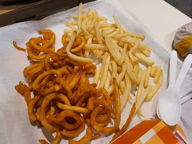 McDonald's Pasir Ris Sports Complex - Hospitality and gastronomy