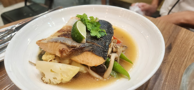 Comentarii opinii despre Refuel J9