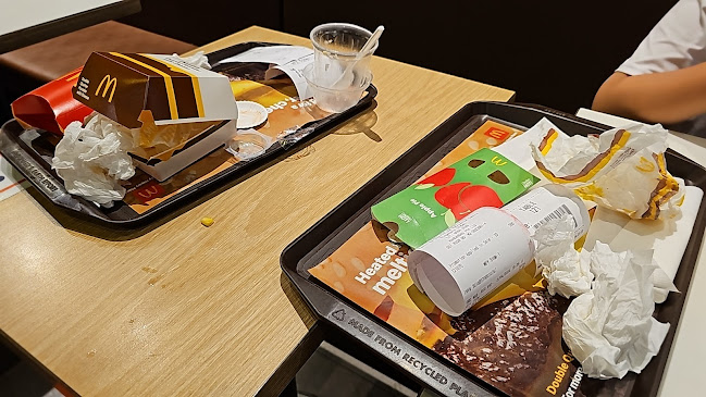 Opinii despre McDonald's Pasir Ris Sports Complex în Singapore - Hospitality and gastronomy