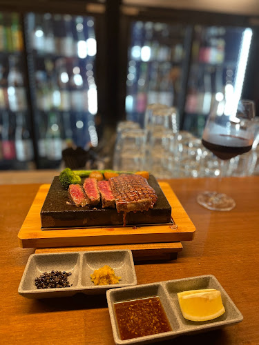 Comentarii opinii despre Wagyu Aburiya : Steak & Sukiyaki