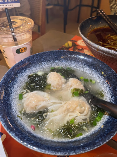 Comentarii opinii despre Chengdu Bowl Changi T3 成都Bowl