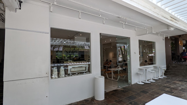 % Arabica Singapore Chip Bee Gardens