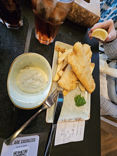 Opinii despre SERVUS German Burger Grill | VIVOCITY în Singapore - Hospitality and gastronomy