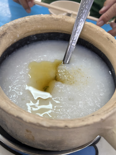 Eminent Frog Porridge & Seafood - Singapore
