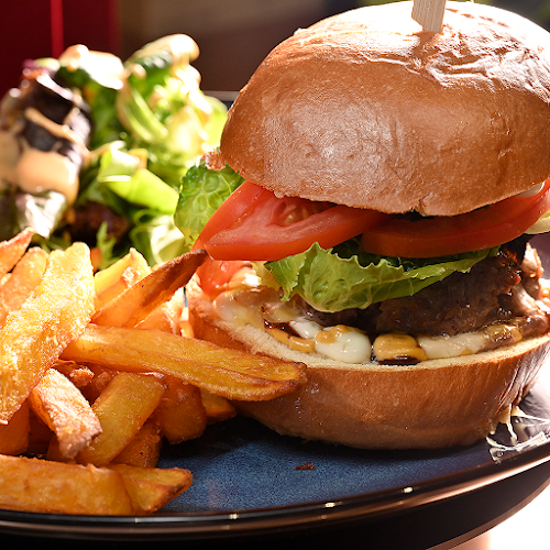 CL9UD Cafe - Hospitality and gastronomy