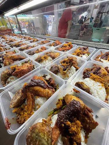 Opinii despre Adil Co Nasi Padang în Singapore - Hospitality and gastronomy