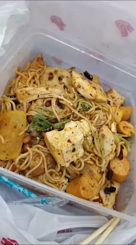 Dajie Makan Place @ Clementi | Halal Chicken Rice, Mala Hotpot & Yong Tau Foo