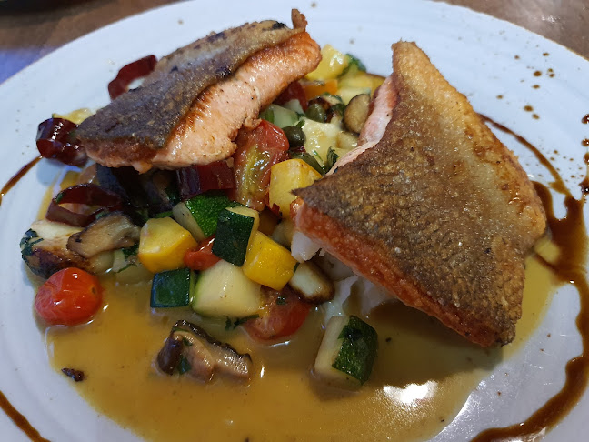 416 Pandan Gardens, #01-126, Singapore 600416