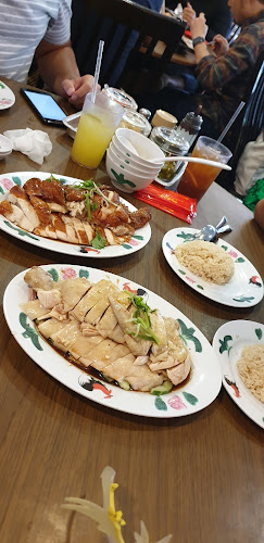 Comentarii opinii despre Wee Nam Kee Hainanese Chicken Rice Restaurant