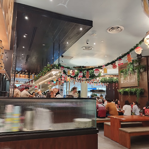 1 HarbourFront Walk, #01-149 VivoCity, Singapore 098585