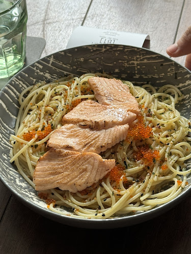 100 Tras Street 01-11, #100AM, 079027